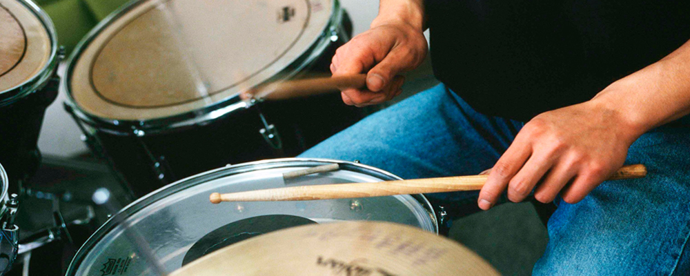 How To Play The Drumdrumming Techniques Musical Instrument Guide